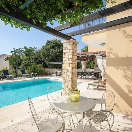 Villa Gracia Patricia *