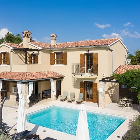 Villa Gracia Patricia *